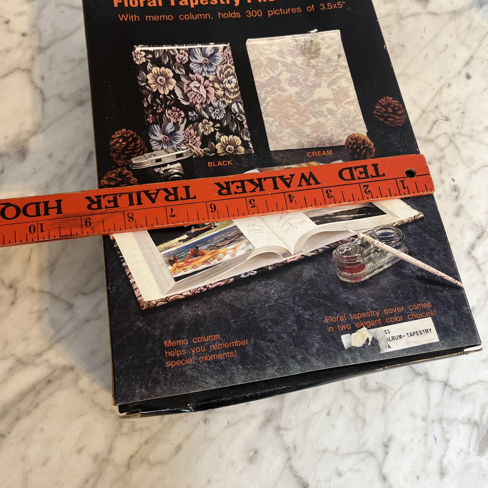 Floral Tapestry Photo Album Multicolor holds 300 Pictures 3.5in x 5in Vintage