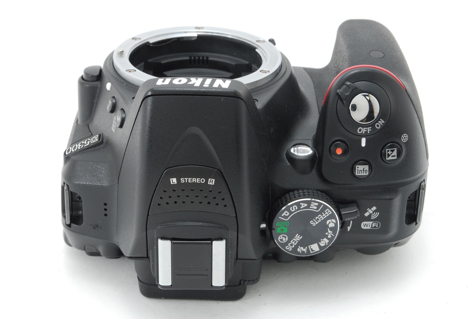“Near MINT” Nikon D5300 24.2MP Digital SLR Camera DSLR 18-55mm 55-200mm lens