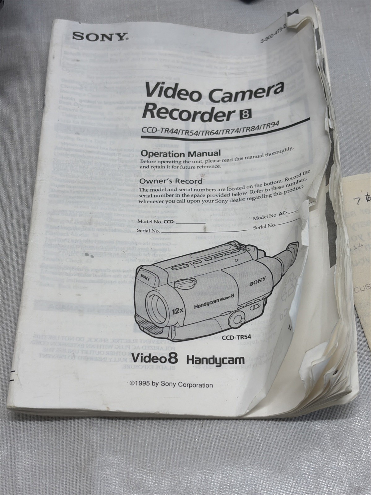 Sony CCD-TR54 Handycam Video8 8mm Video Playback Camcorder Camera Bundle