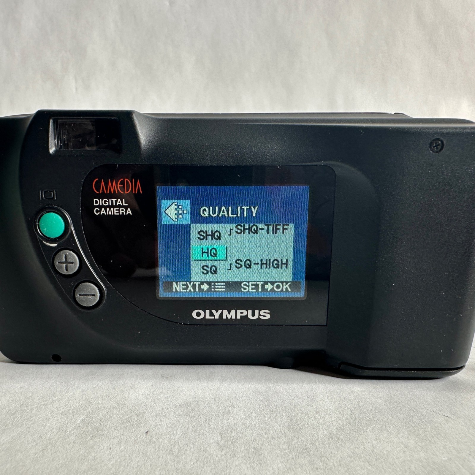 Olympus Camedia D-360L Digital Camera 1.3 Megapixel Silver TESTED