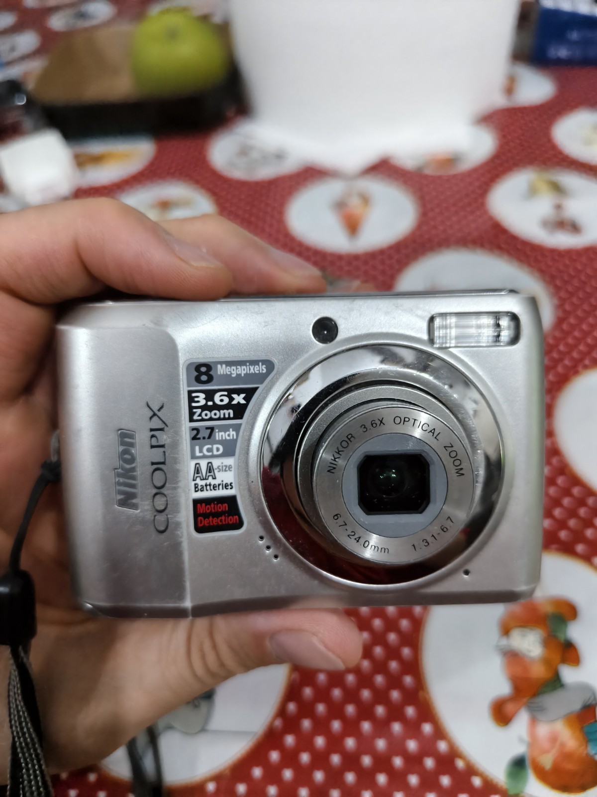 Vintage Nikon Coolpix L19 8.0MP Digital Camera – Silver