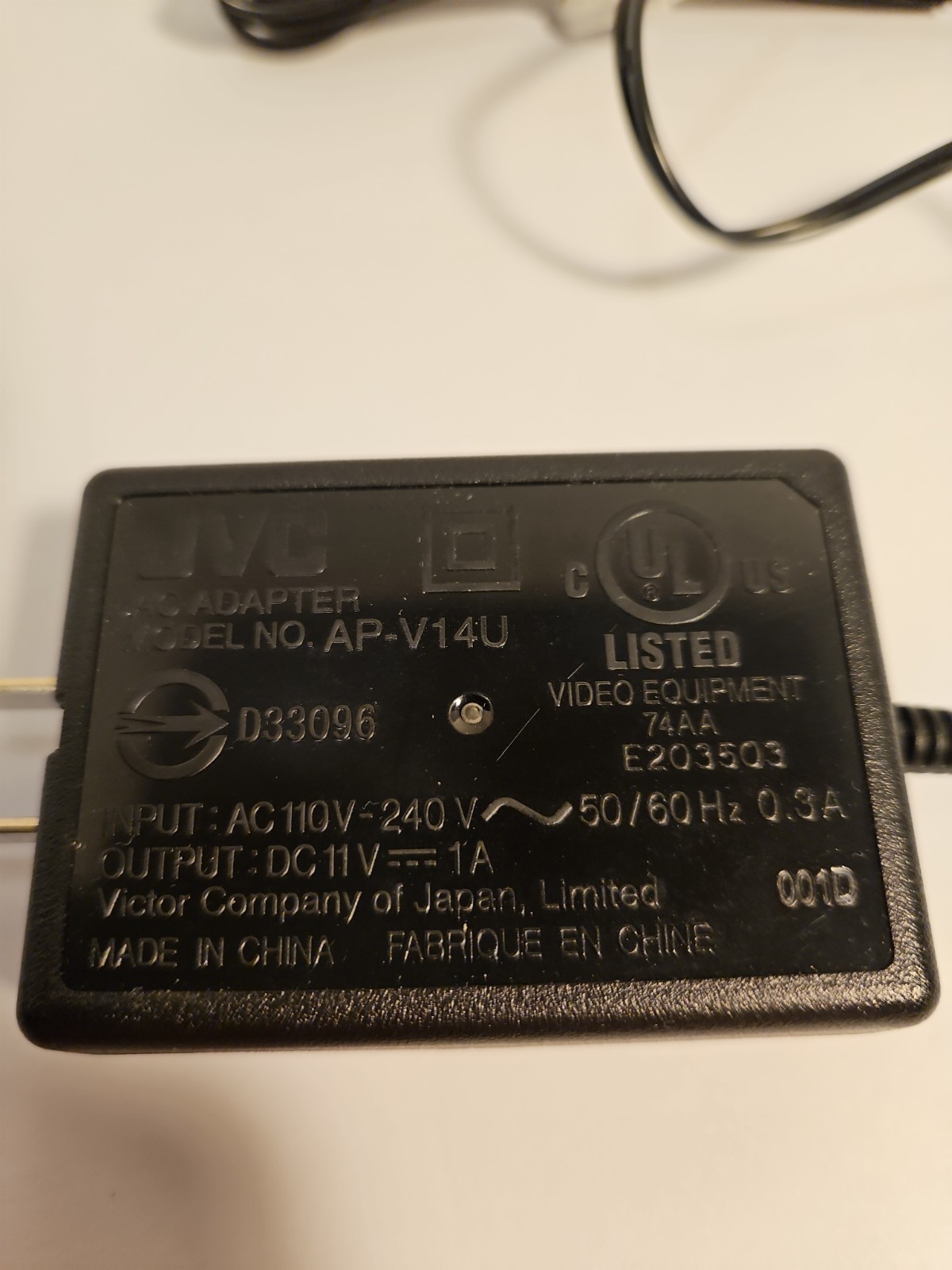 JVC AP-V14U AC Adapter Power Supply 11V 1A Video Camera Camcorder Charger OEM