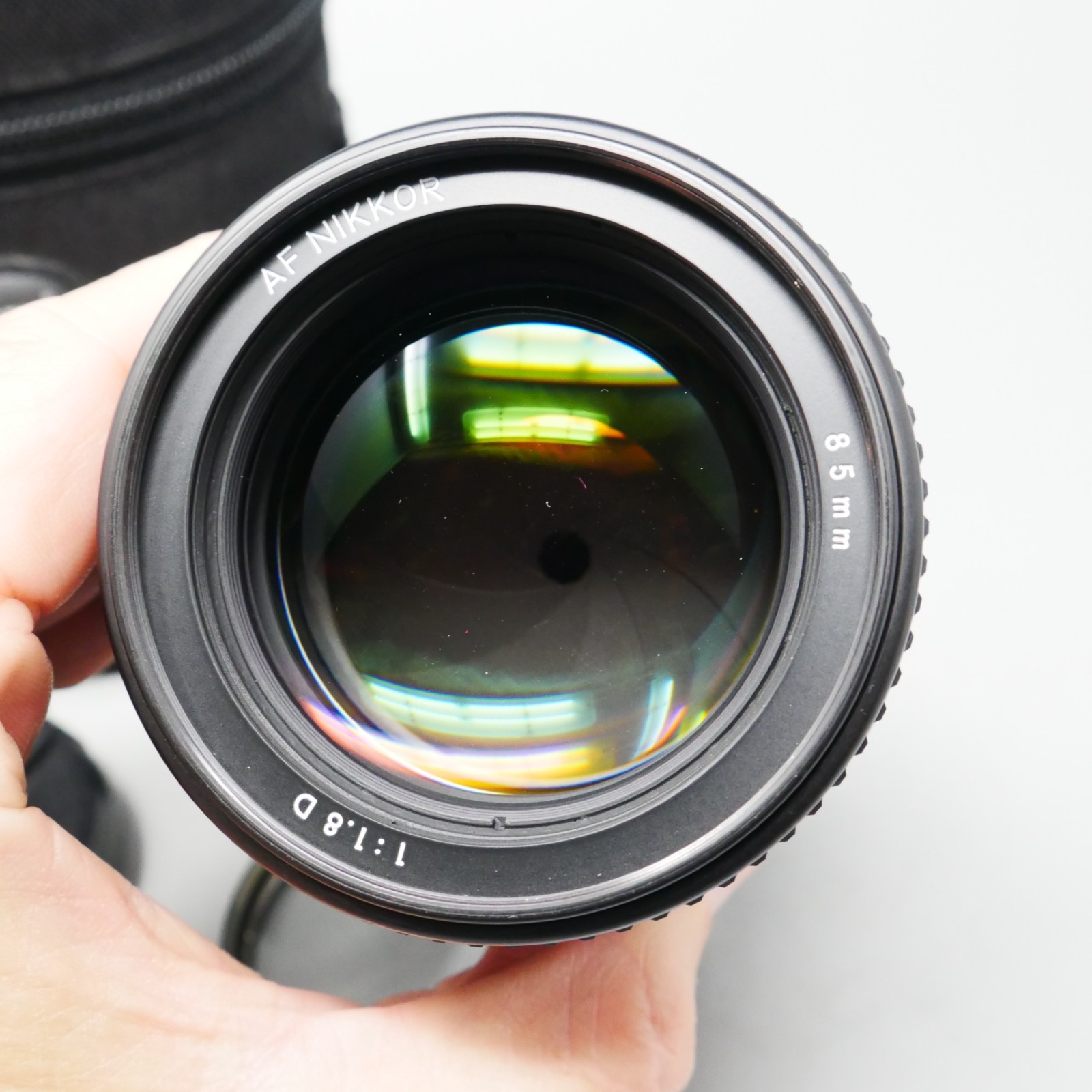 Nikon NIKKOR 85mm f/1.8D Auto Focus Fixed Lens for SLR Cameras