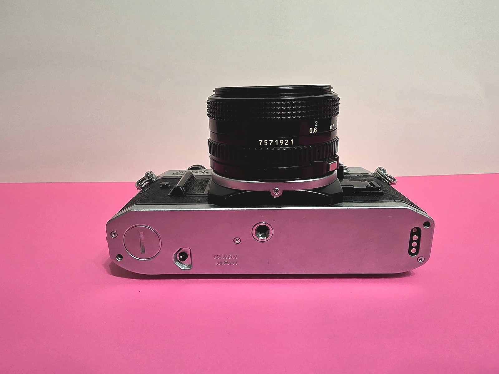 Canon AE-1 Program 35mm SLR Film Camera W/50mm 1:1.8 Lens Film Tested & Working!