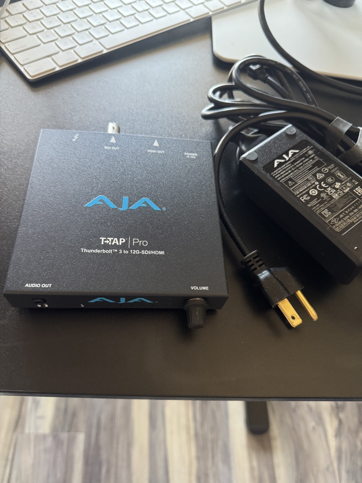 AJA Video Systems T-TAP Pro Thunderbolt 3 to 12G-SDI/HDMI with Power Cable