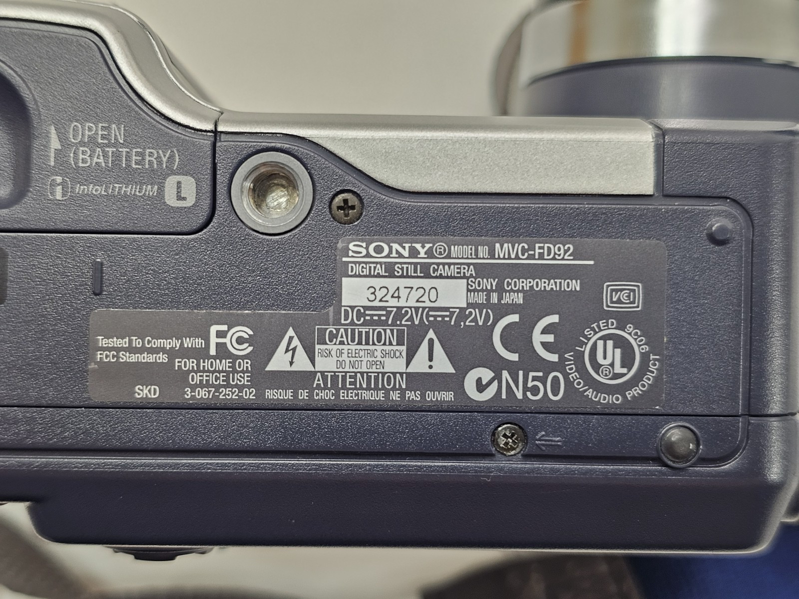 Sony MVC-FD92 Mavica Digital Camera Tested Case 2 Batteries Memory Cards Disks