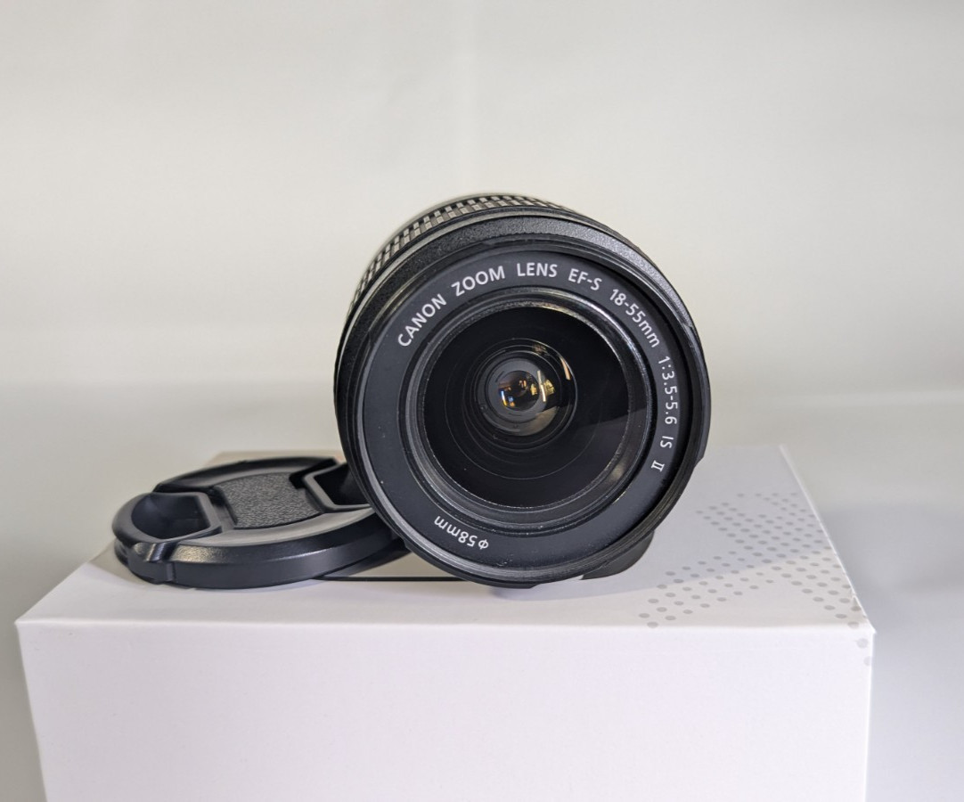 Canon EF-S 18-55mm f/3.5-5.6 IS II Lens for EOS Rebel T8 T7 T6 T6i T5 80D 90D