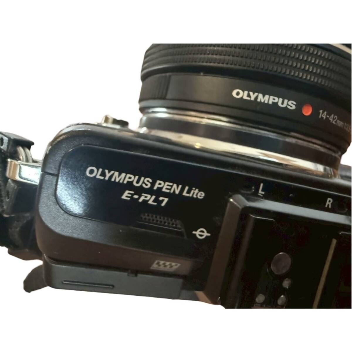 Olympus PEN Lite E-PL7 Mirrorless Camera w/10-20mm Lens Excellent Condition