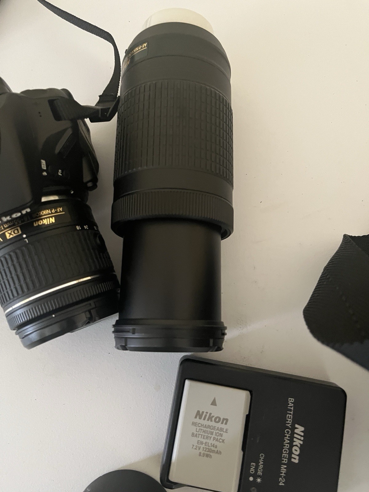 Nikon D5600 24.2MP DSLR Black w/ AF-P DX 18-55mm VR & 70-300mm Lens & Pivo Gen 1