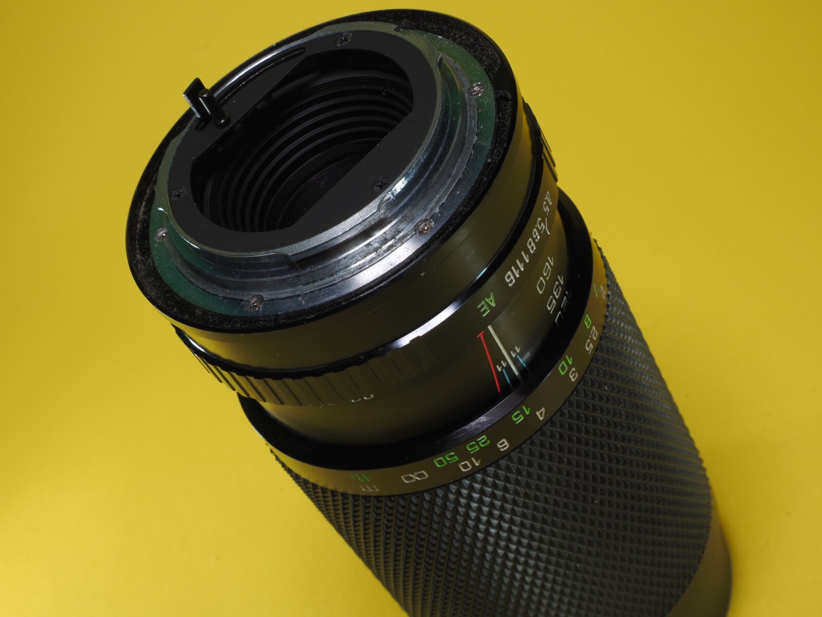 Soligor 80-200mm f4.5 One Touch Telephoto Zoom Macro Lens Konica AR Mount