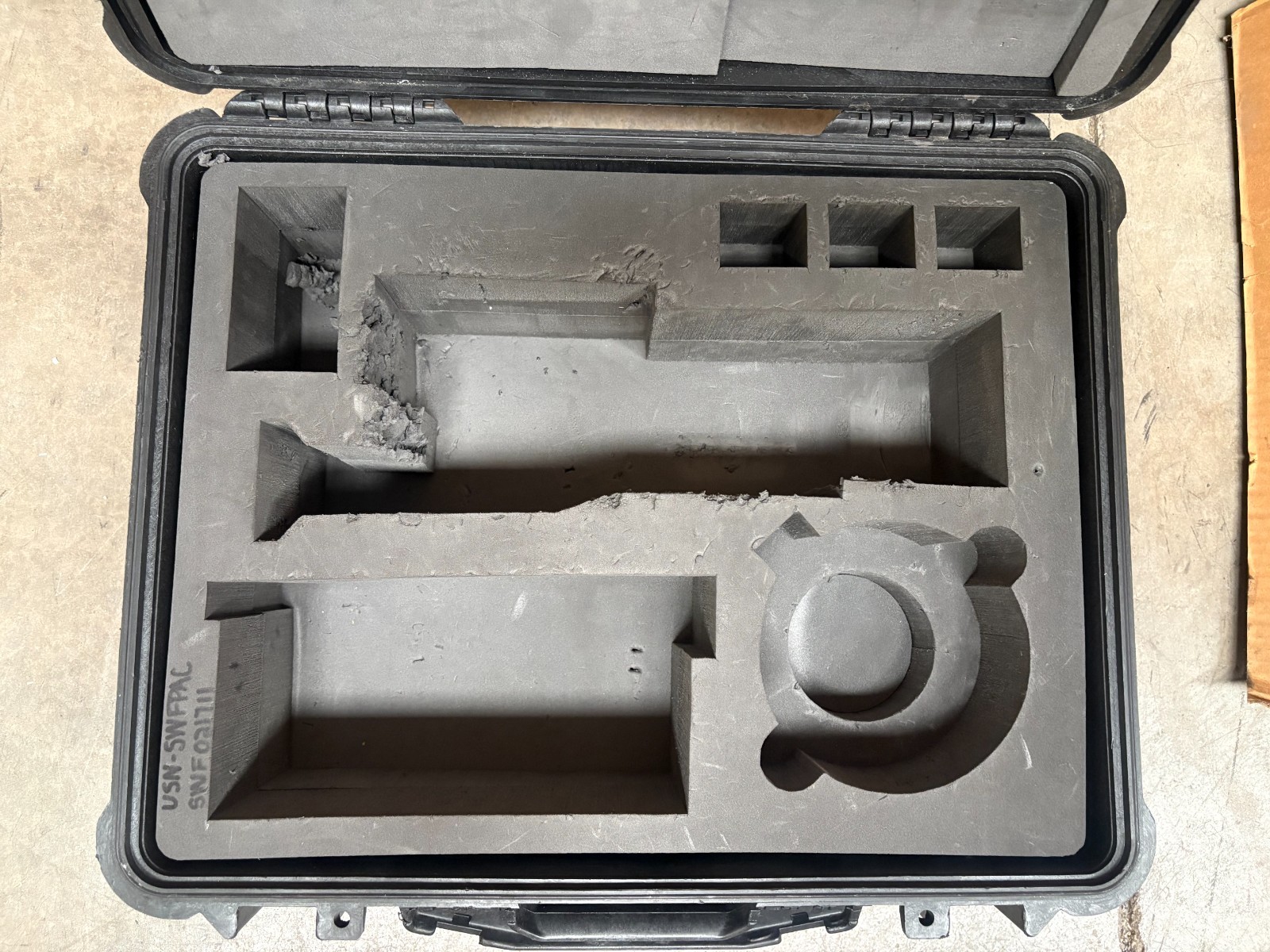 Pelican 1550 Protector Case | 20.66 x 17.2 x 8.4 in | iM2450 Equiv