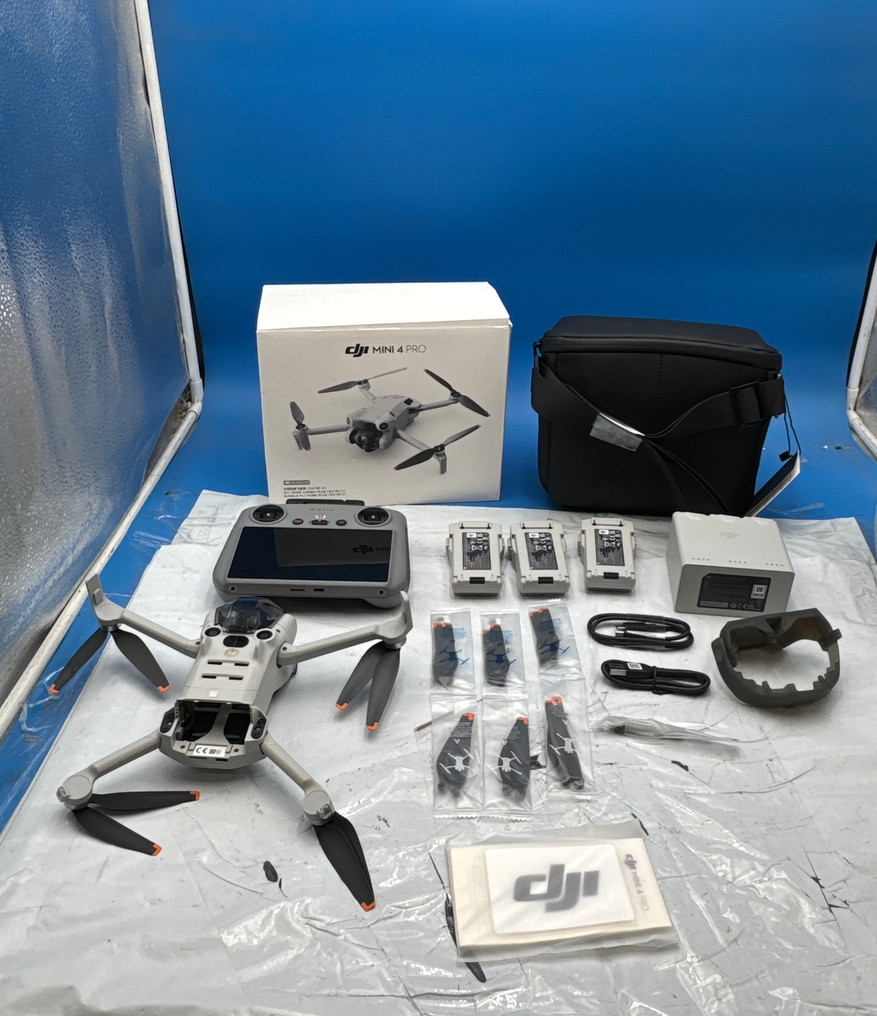 DJI Mini 4 Pro Fly More Combo Plus DJI RC 2 4K HDR Drone 45min 360 Obstacle