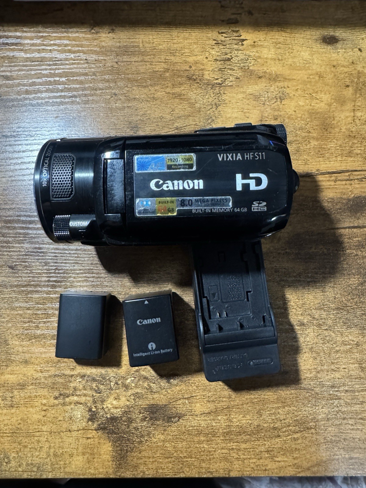 Canon VIXIA HF S11 HD Camcorder 64GB 10x Zoom Tested Works Battery Charger