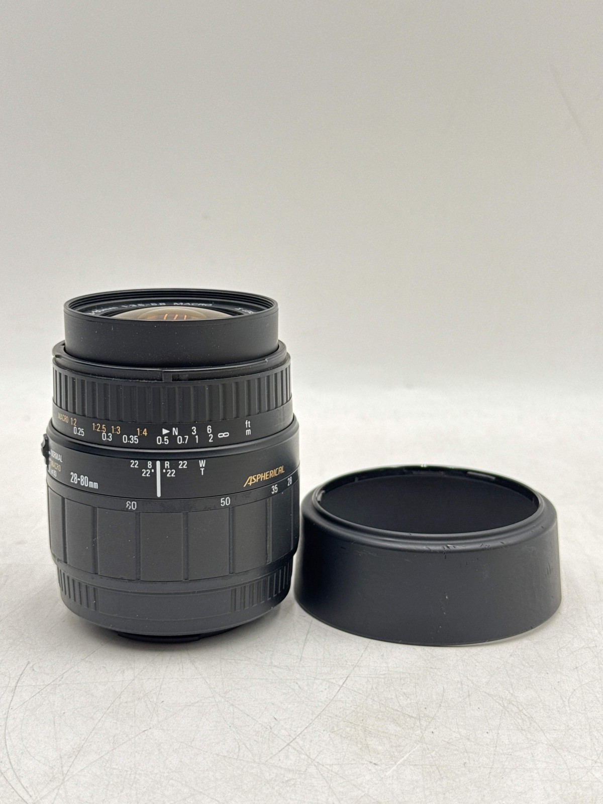 SIGMA Aspherical 28–80mm f/1:3.5–5.6 MACRO ZOOM Lens