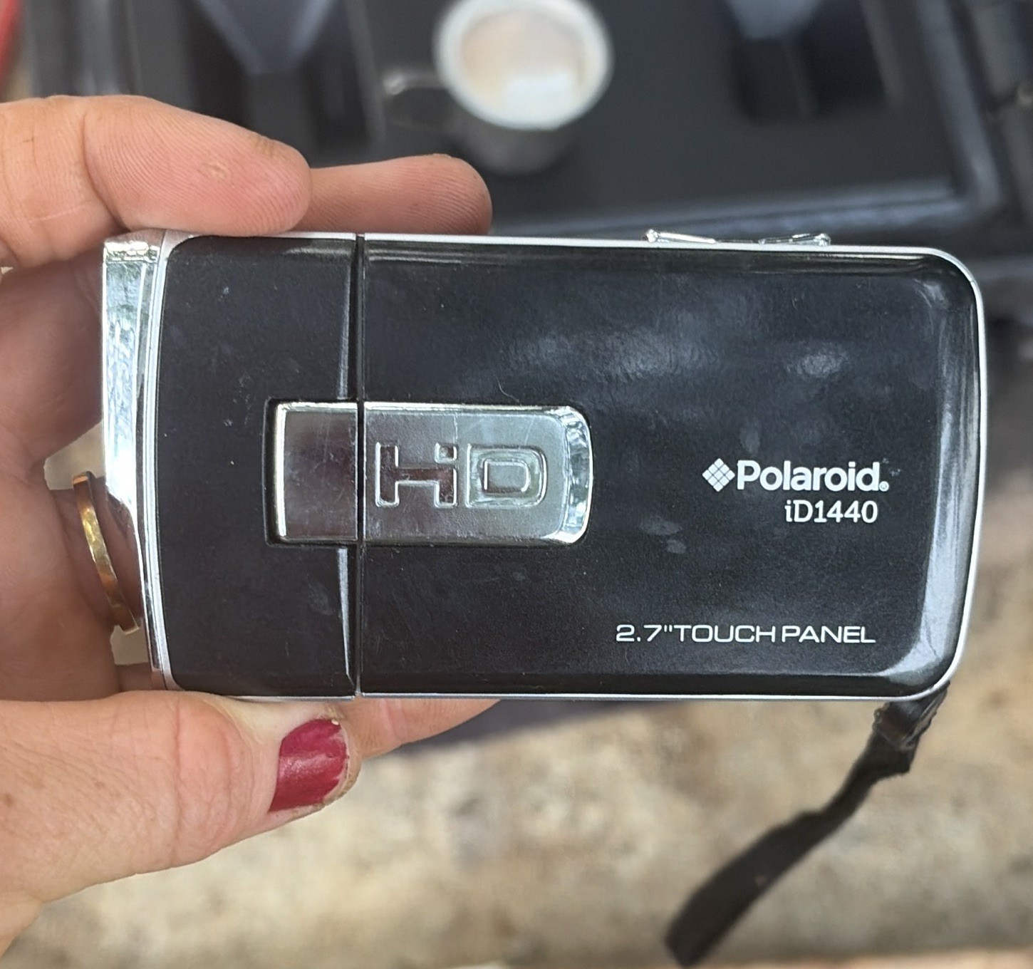 Polaroid iD1440 HD Camcorder 3x Optical 2.7″ Touch LCD SD USB HDMI Black/Silver