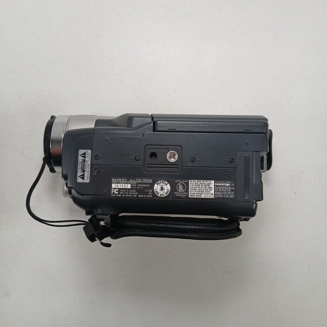 Sony Handycam Vision CCD-TRV608 NTSC Video Hi8 Camcorder Tested & Works