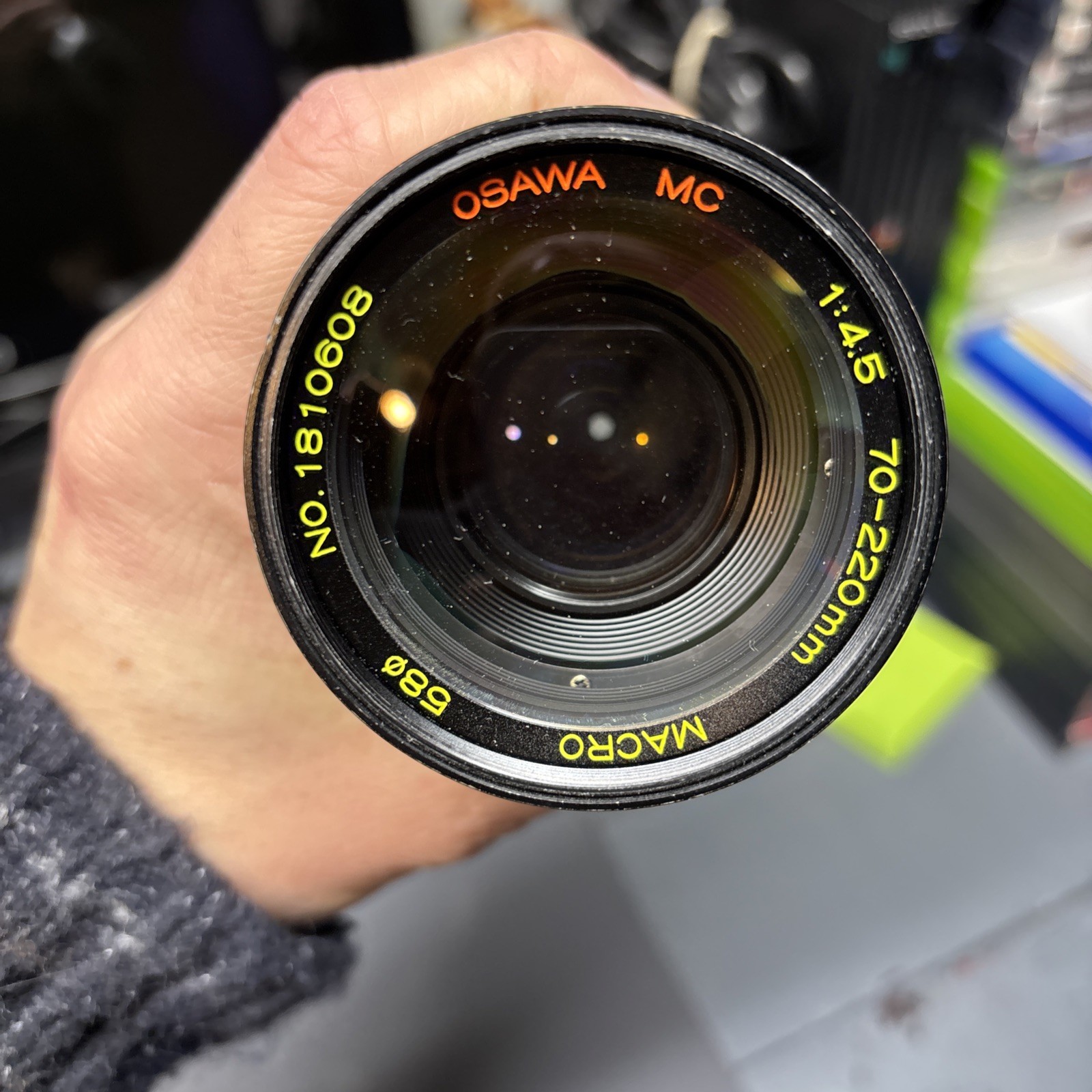 Osawa MC 70-220mm 1:4.5 Macro – No. 1810608 With Hoya UV Lens Cap 58mm