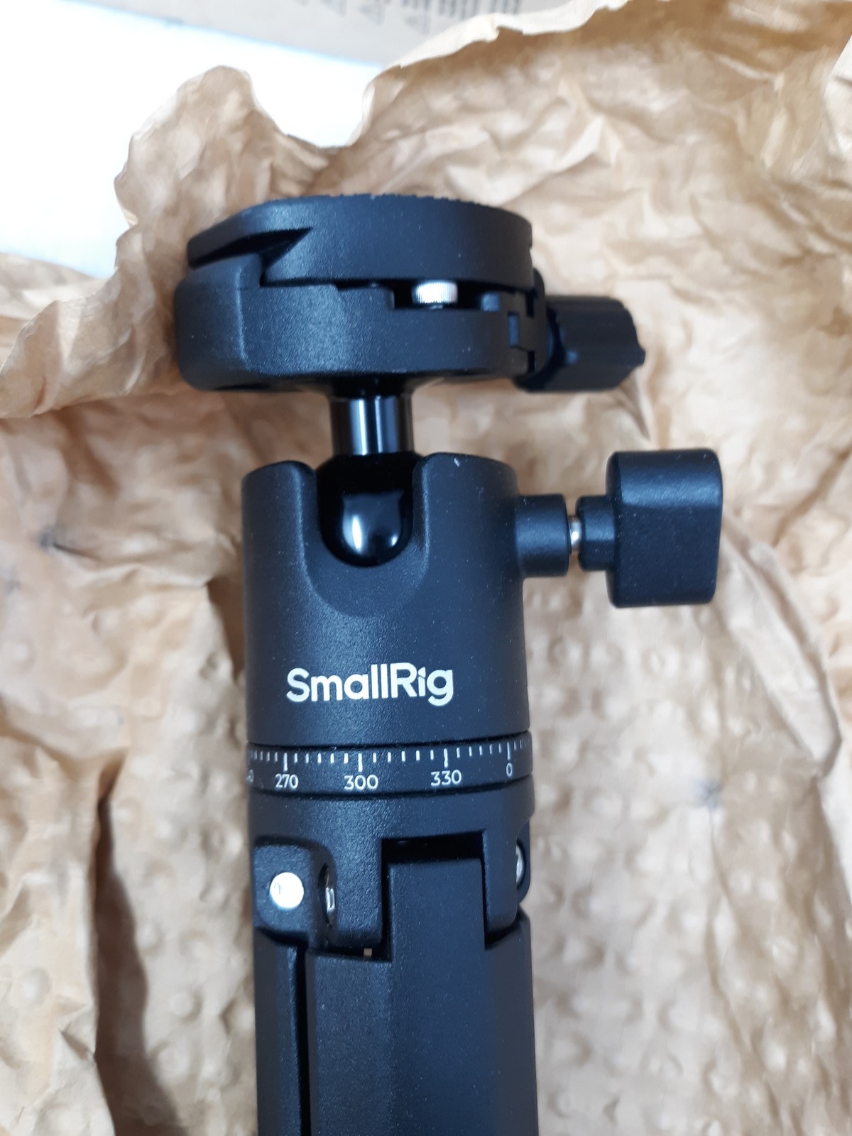 SmallRig 4630 Metal Tabletop Tripod Panoramic Ball Head