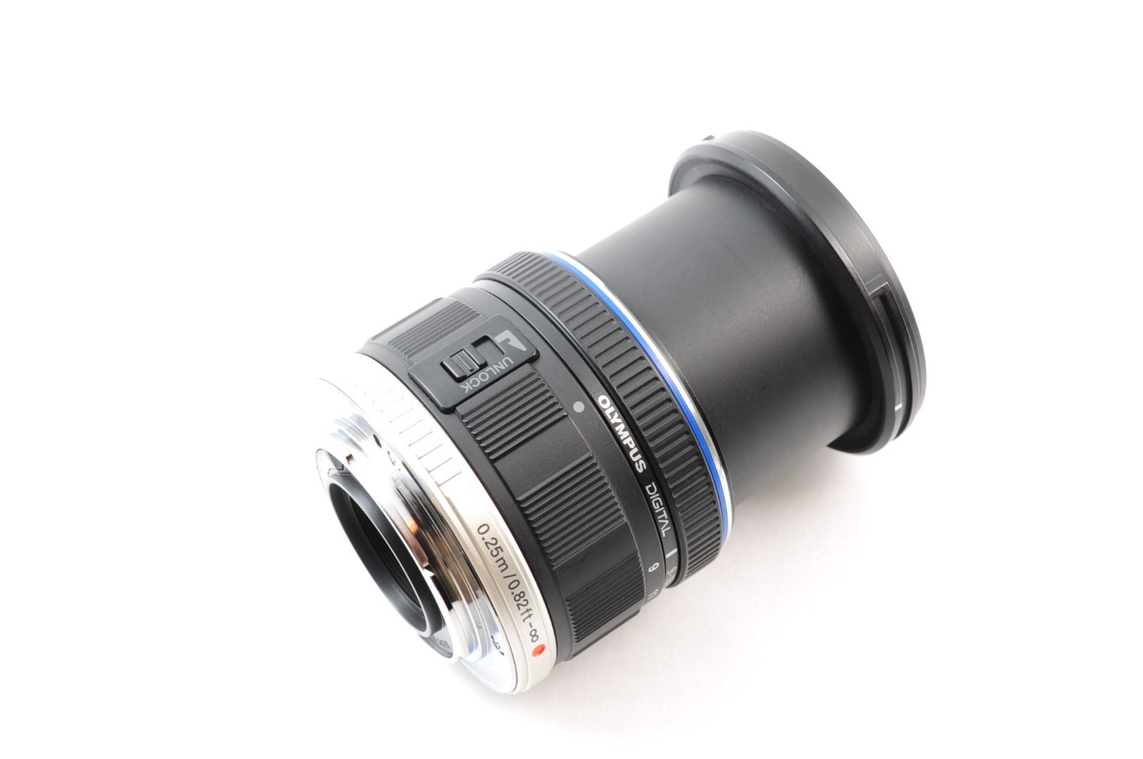 Olympus M.Zuiko DIGITAL ED 9-18mm f/4.0-5.6 Lens M4/3 w/ Hood 4-5.6 -Near Mint-