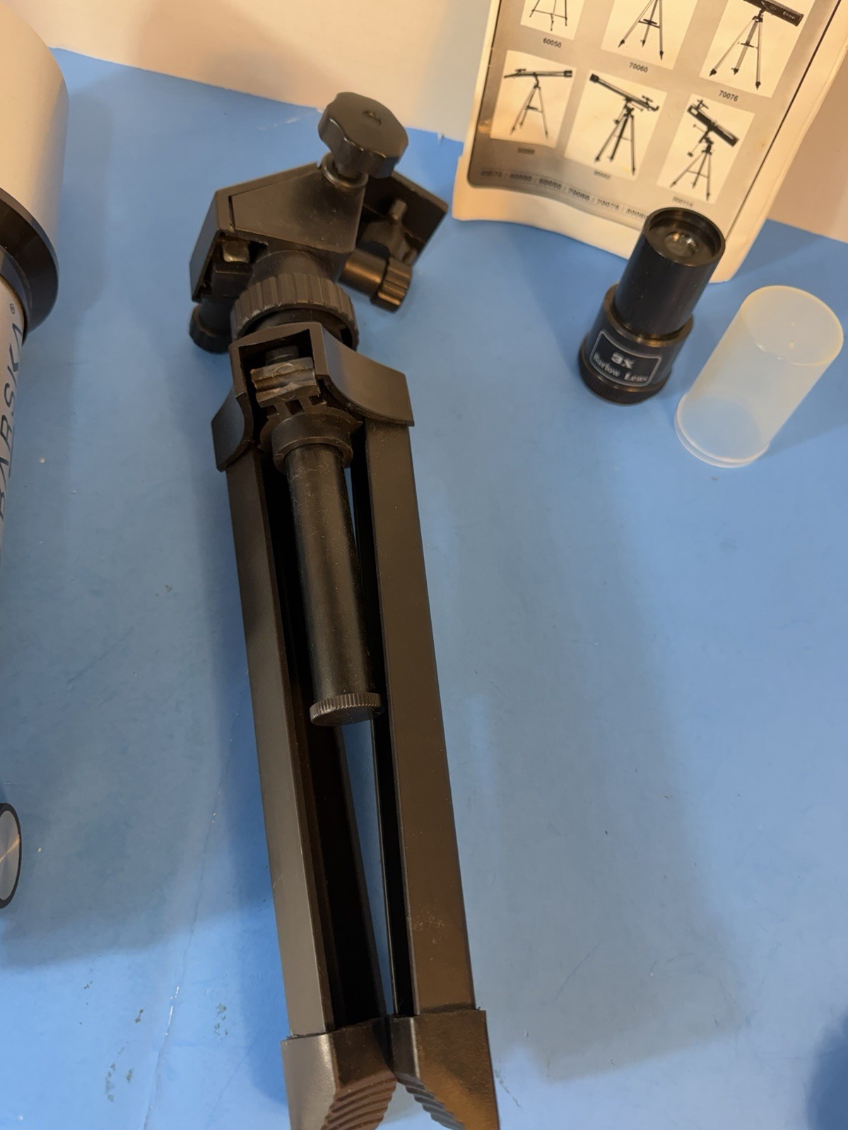 BARSKA Starwatcher refracting telescope 400×70 mm with tripod, case