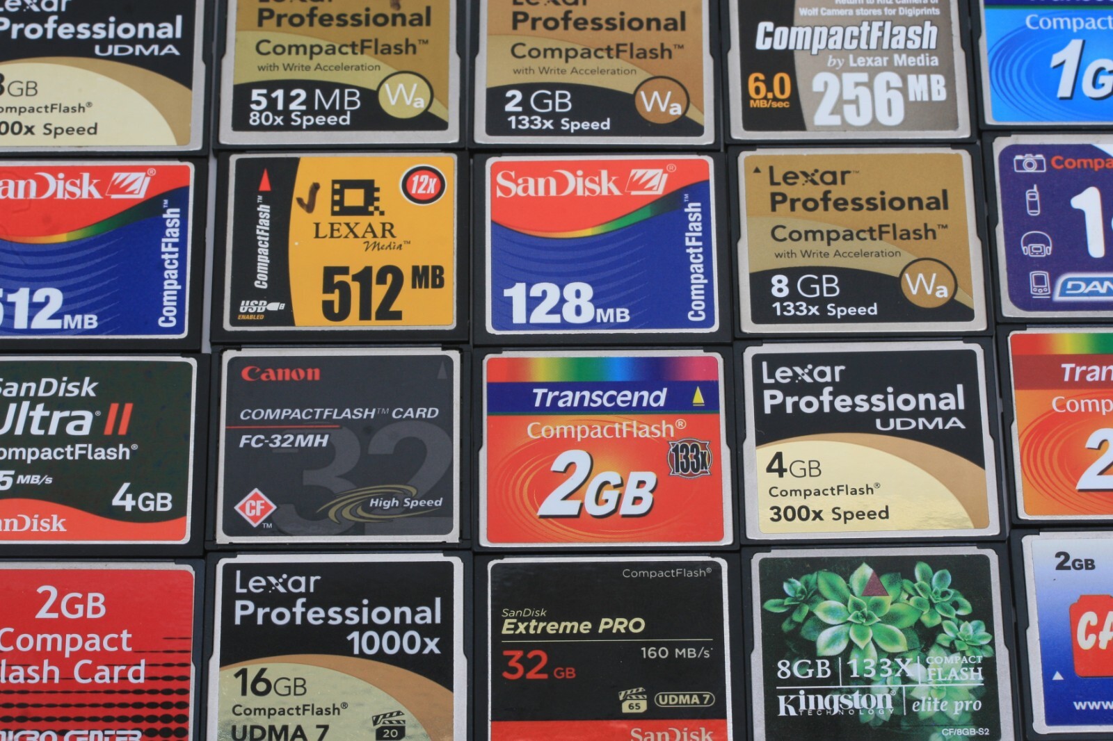 CompactFlash CF Memory Cards 16GB 32GB 64GB Lexar SanDisk Kingston