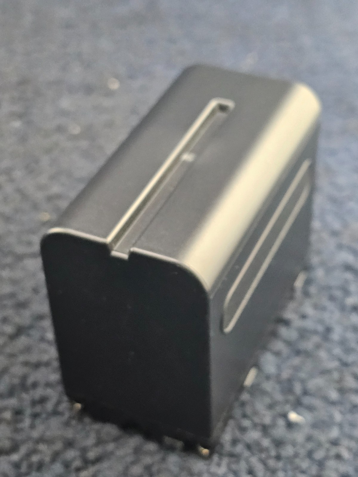 Watson B-4206 Li-Ion Battery Pack 7.4V 7800mAh Sony NP-F930 F950 F960 F970 F975
