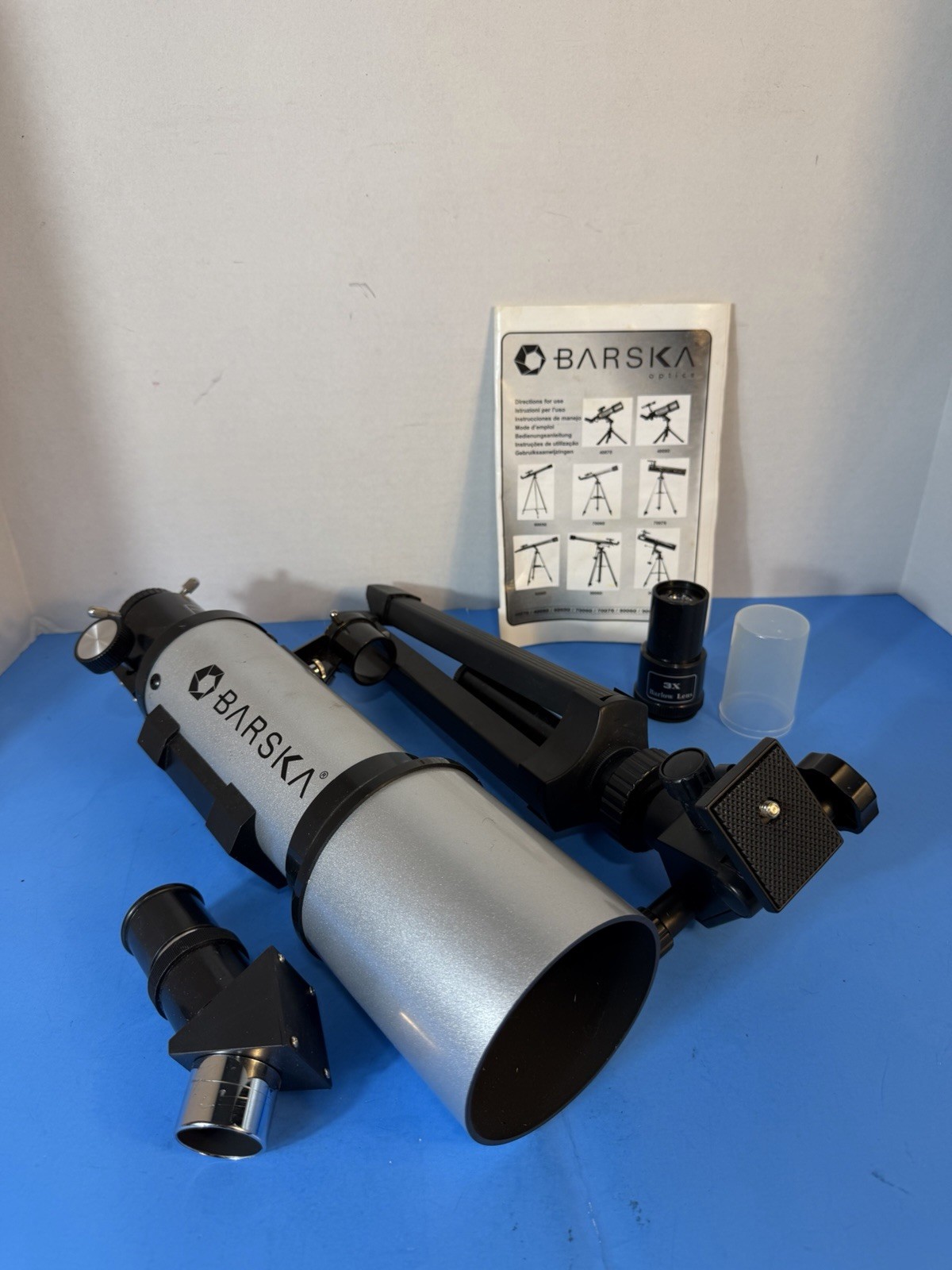 BARSKA Starwatcher refracting telescope 400×70 mm with tripod, case