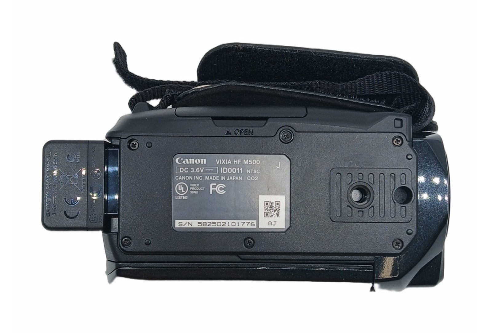 Canon VIXIA HF M500 Full HD Camcorder 10x Zoom Touchscreen