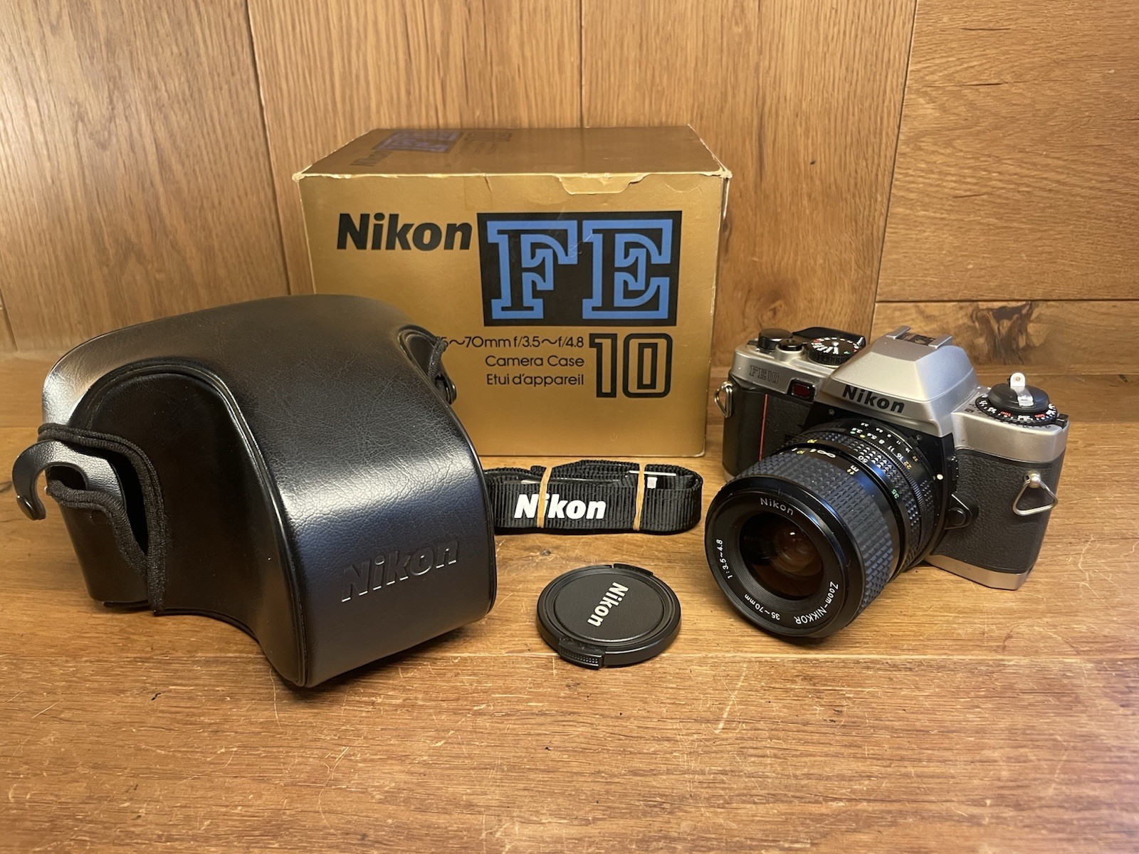 *Near Mint ++ in Box* Nikon FE10 Film Camera Ai-s Zoom Nikkor 35-70mm F/3.5-4.8