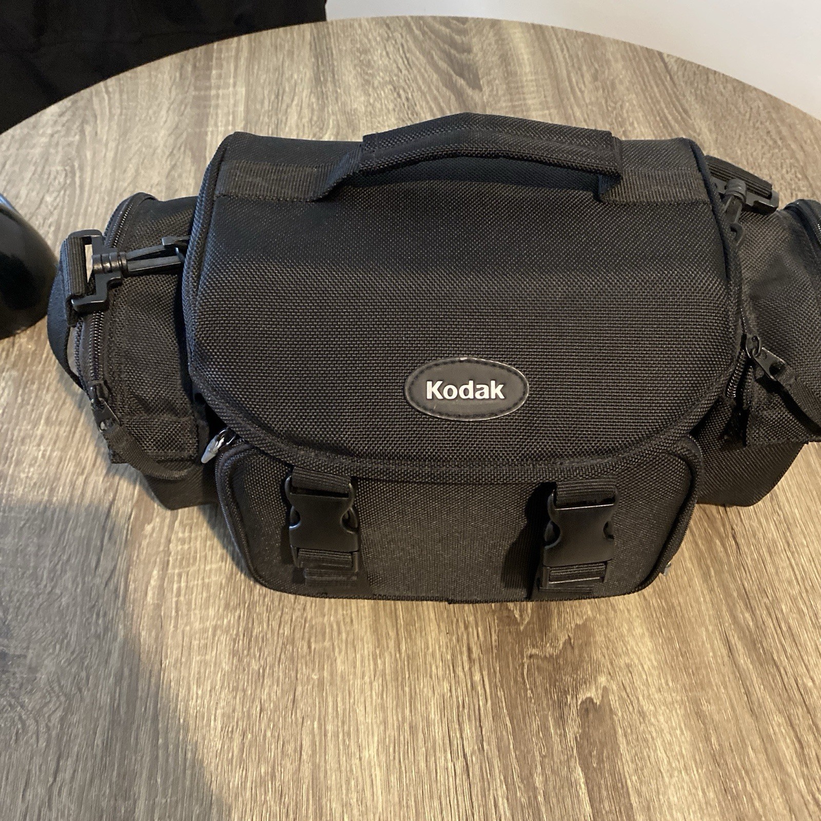 Kodak Camera Carry/Shoulder Bag w/ Strap & Accessory Compartments