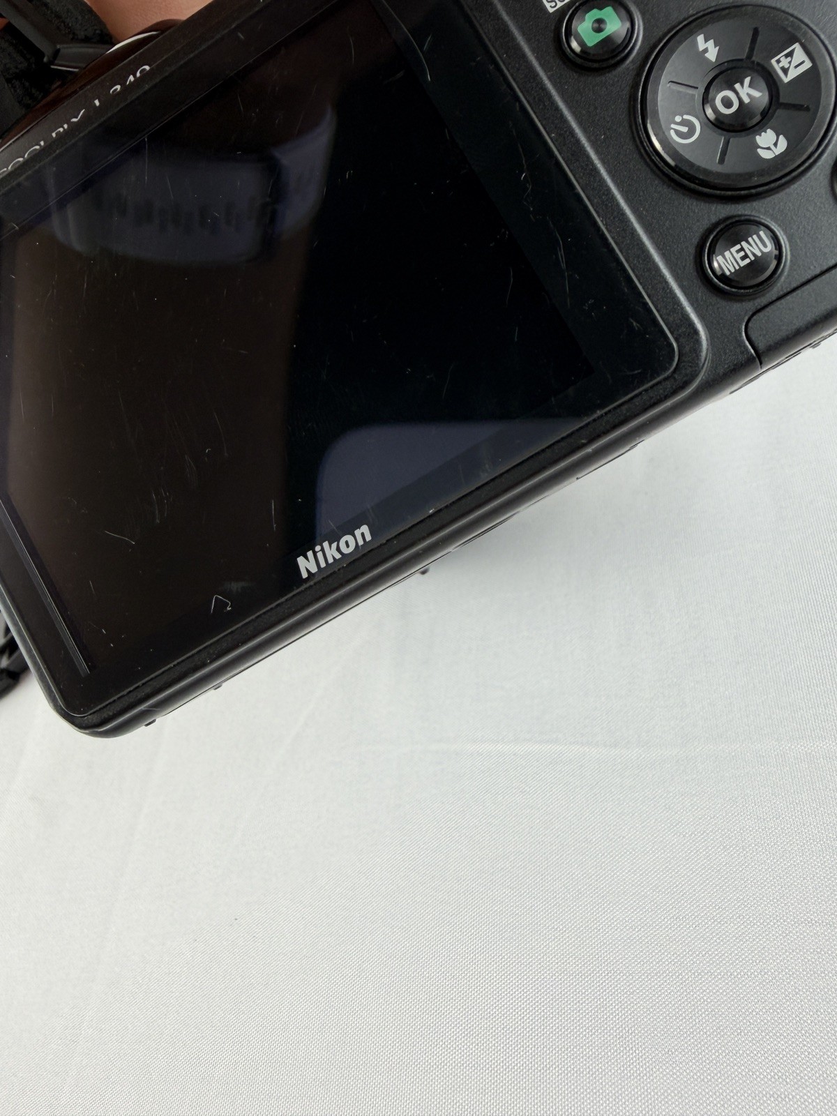 Nikon Coolpix L340 20.2MP Digital Camera Black 28x Zoom and 32gb SD card Tested