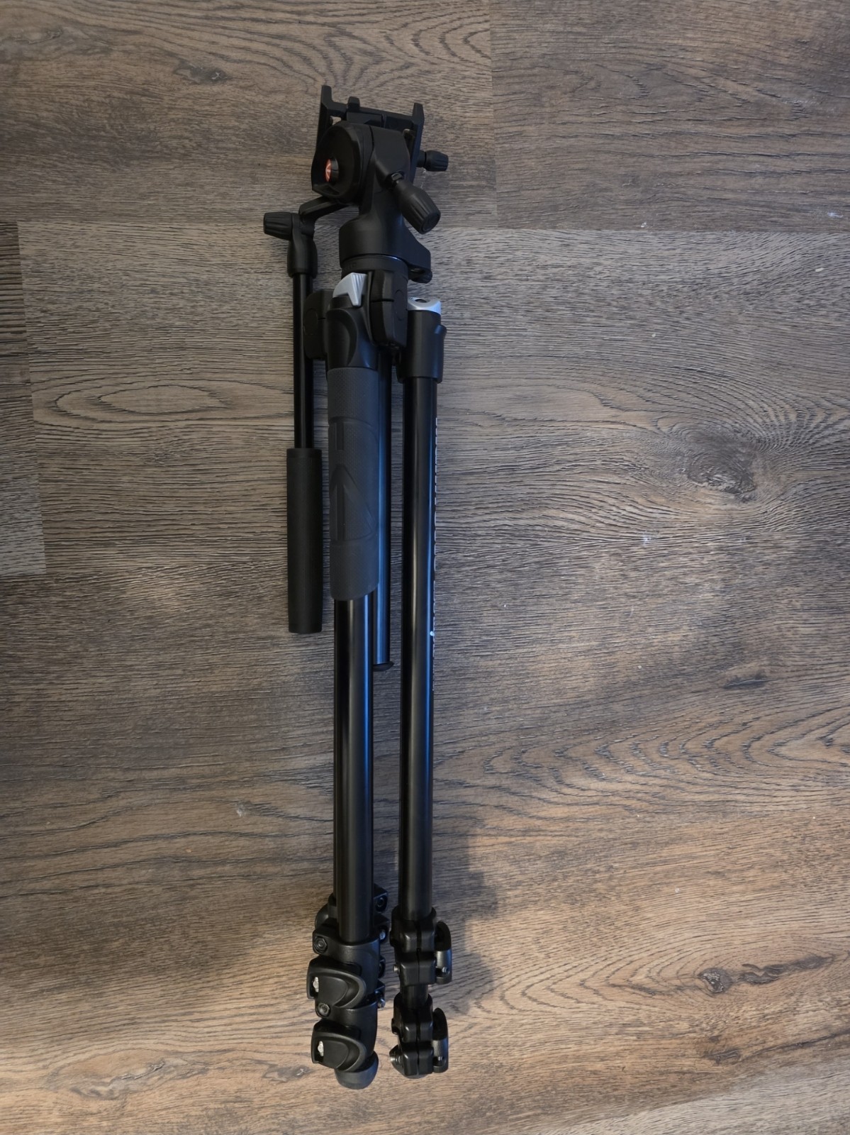 Manfrotto 290 Light Tripod