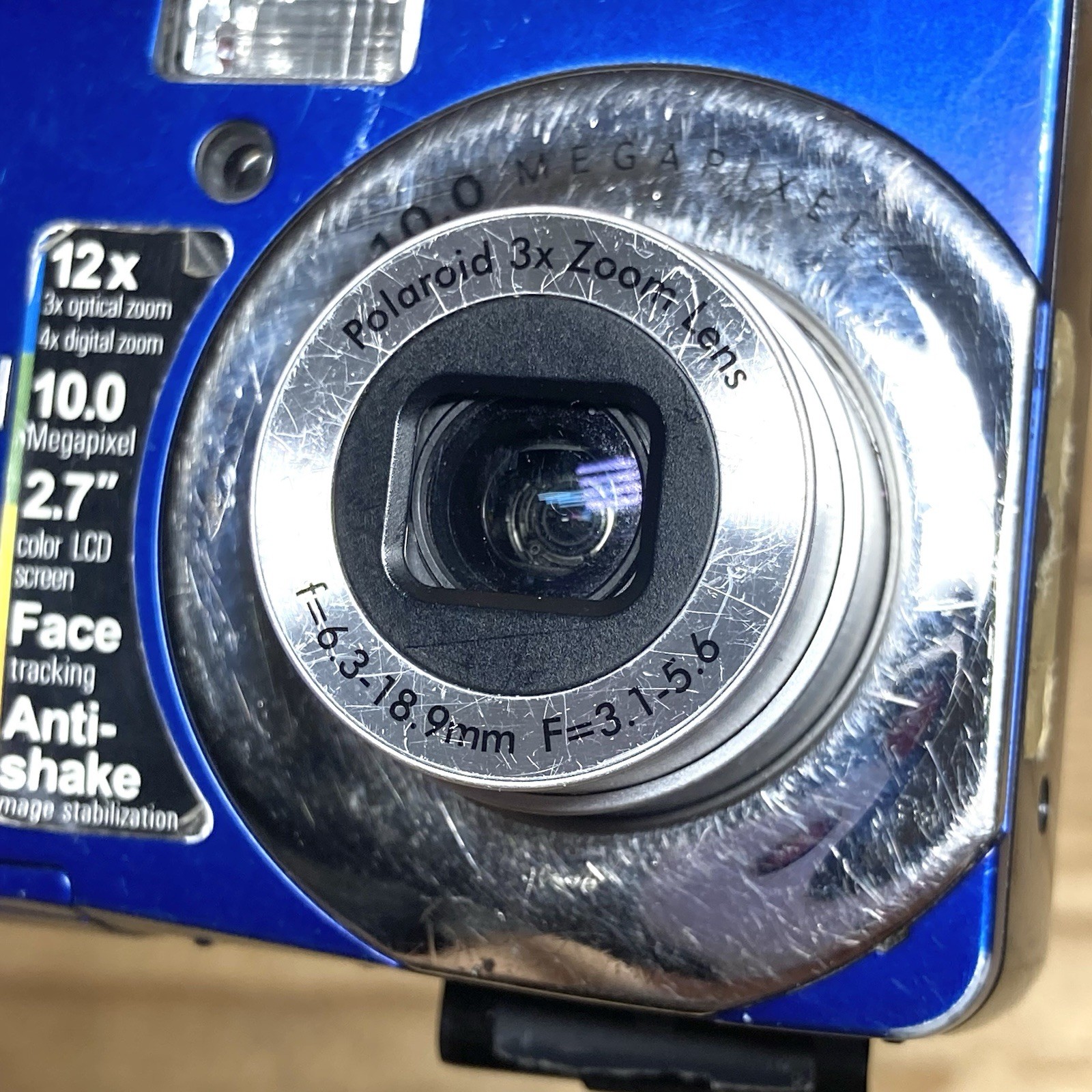 Polaroid i1037 10MP Digital Camera, Blue, 1GB SD, Works Great – Has Some Wear
