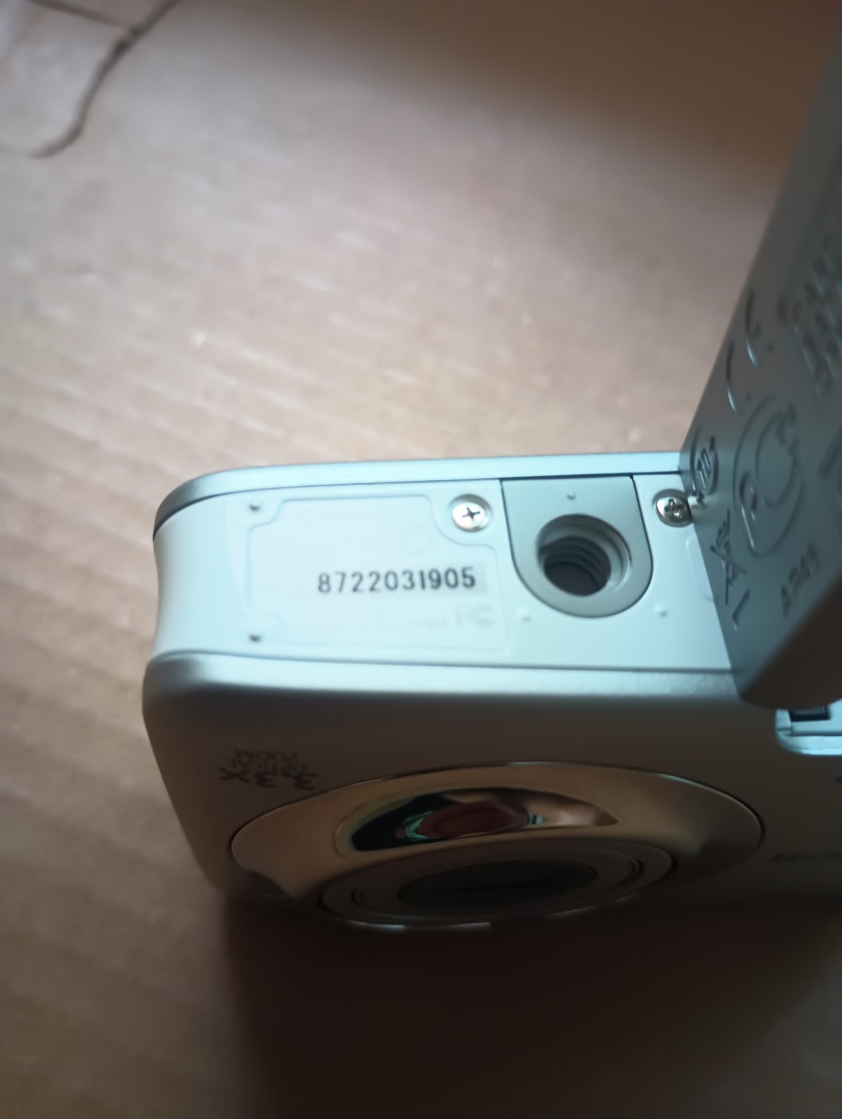 Canon PowerShot A480 Compact Digital Camera 10MP 3.3x Optical Zoom Silver