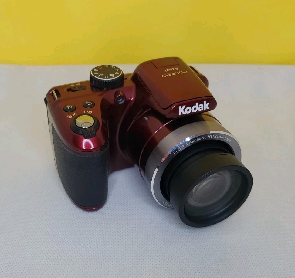 KODAK PIXPRO AZ401 Digital Camera 16MP 40X Zoom HD 720p – Red -Open Box