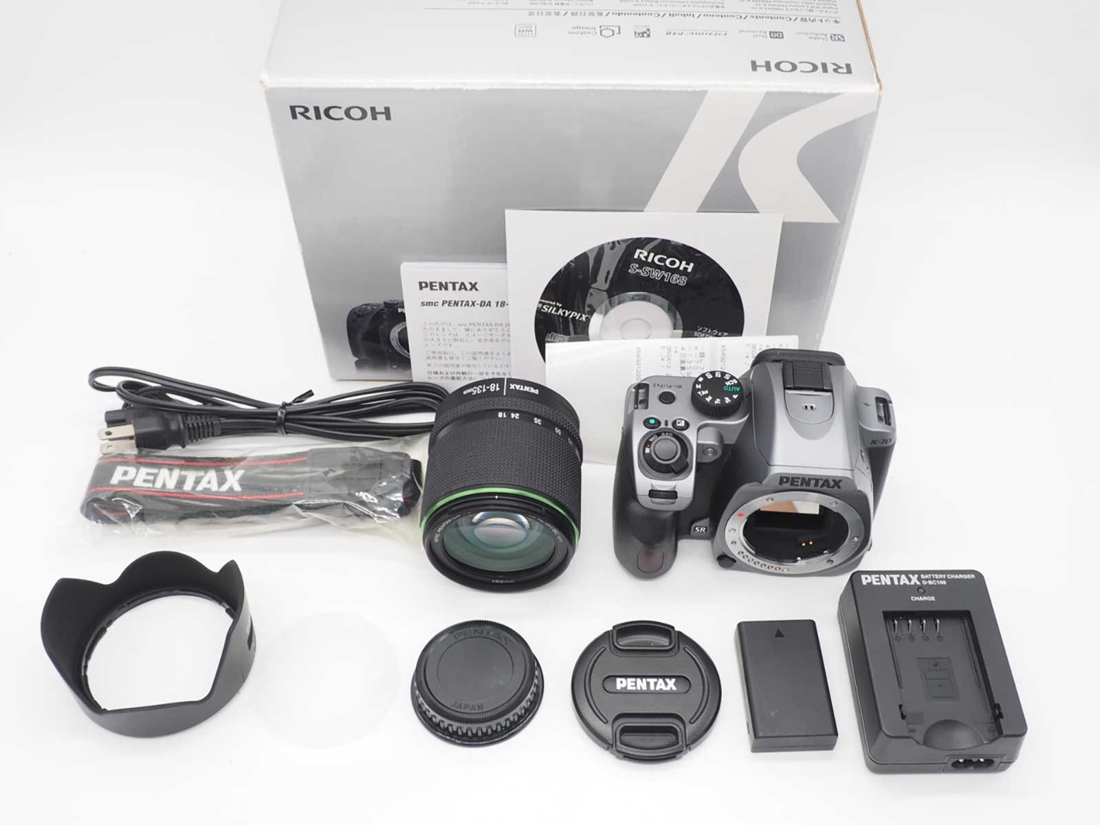 Pentax K-70 24.0MP Silver 18-135 Lens 6261 Shots w/ Box [Near Mint] #Z6306A