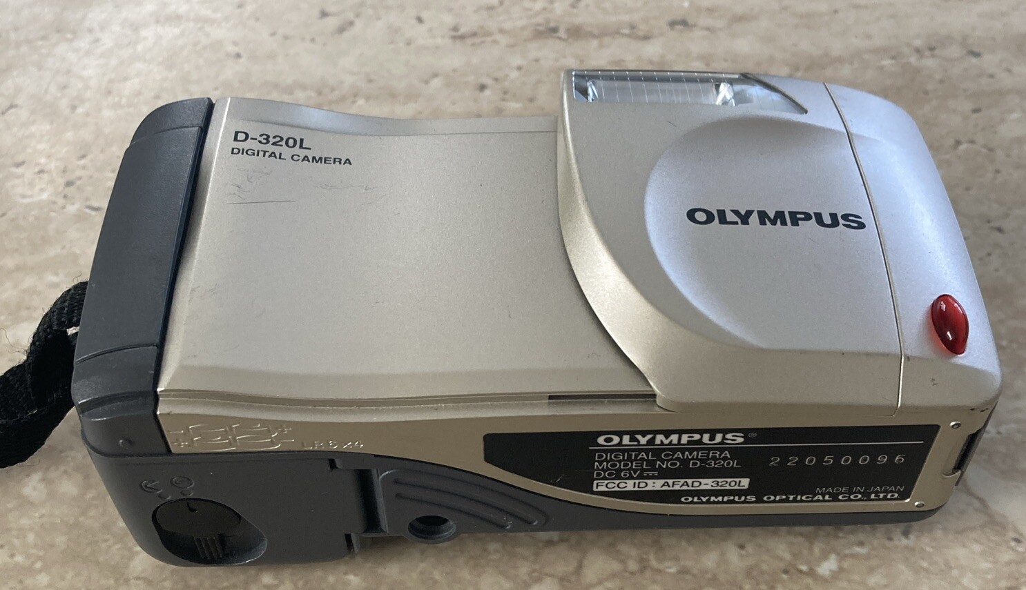 OLYMPUS D-320L Vintage Digital Camera