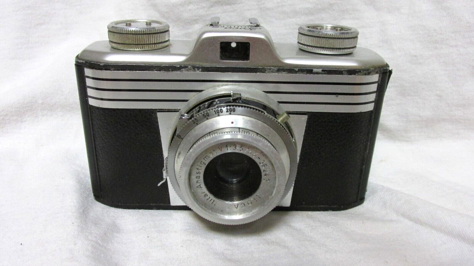 Vintage 1950s ILOCA QUICK-A 35 mm Film Camera. WORKS!
