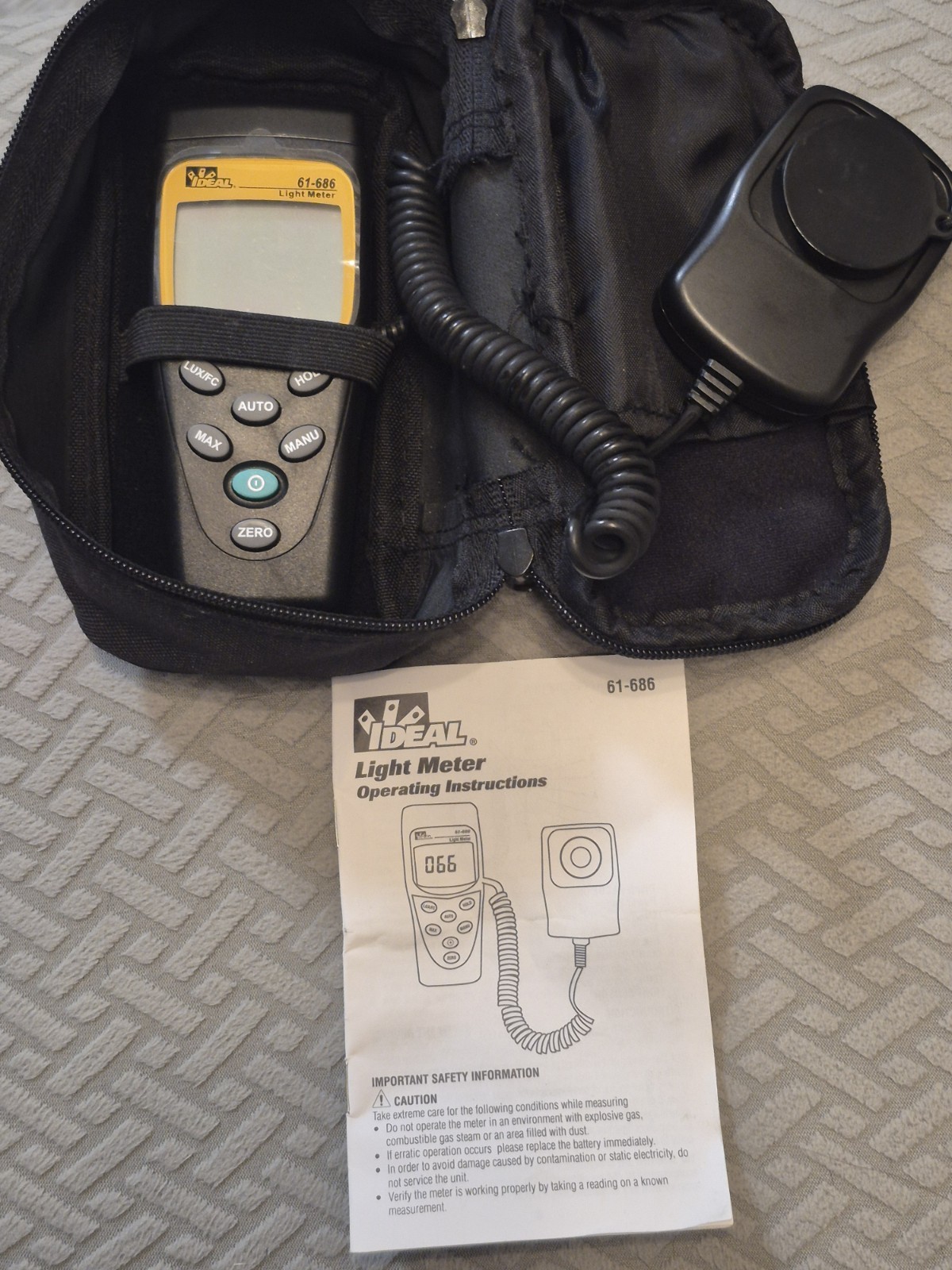 Ideal Light Meter 61-686 Made In Taiwan with Original Case. Brand New.