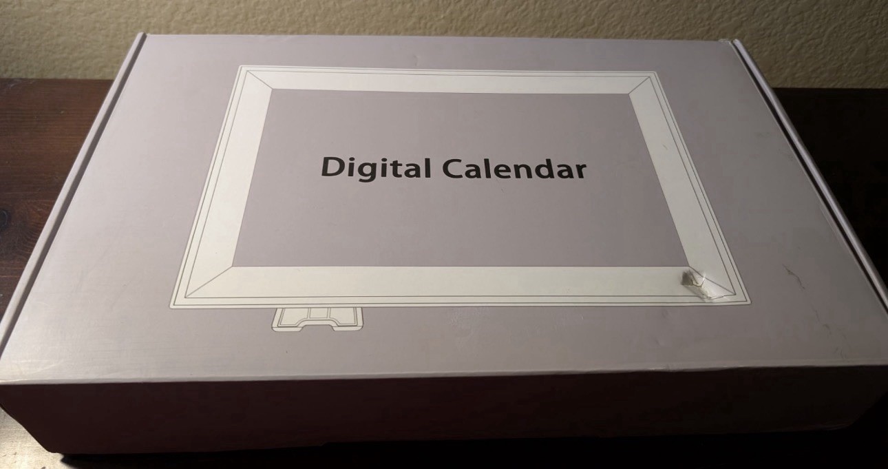 FotoCube Digital Calendar 15.6in LCD Wi-Fi Display 32GB White 16:9 JPEG