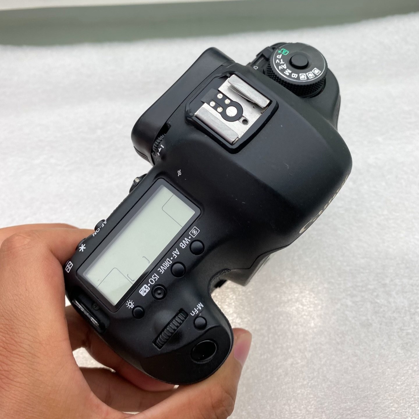 Canon EOS 5D Mark III 22.3MP Full Frame DSLR Camera Body Only AE/FE Lock – Black