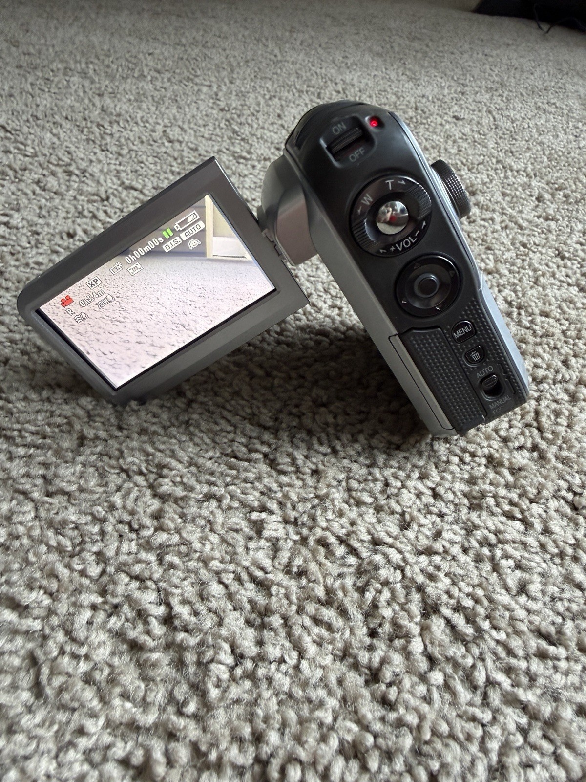 Panasonic SDR-S150 Standard Definition Handheld Camcorder 10x Zoom Silver