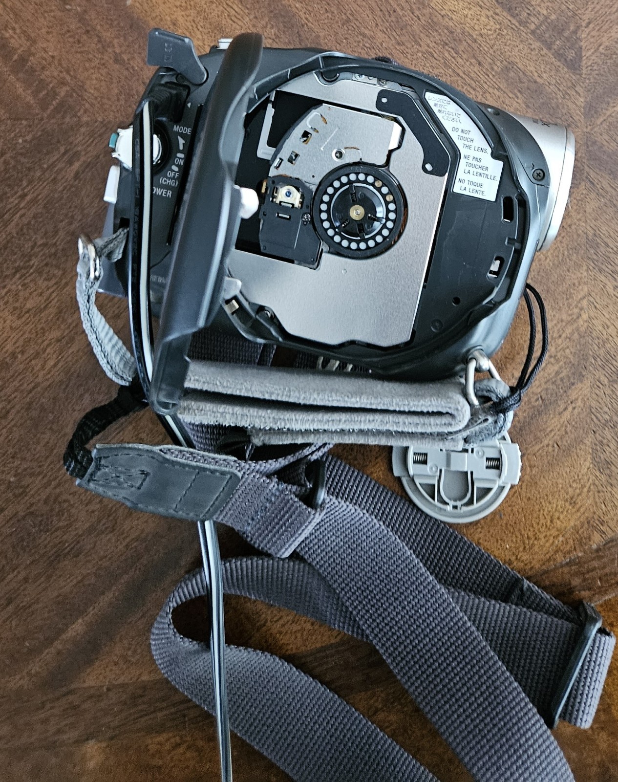 Sony Handycam DCR-DVD92 DVD video camera camcorder with new mini cd Bad Battery