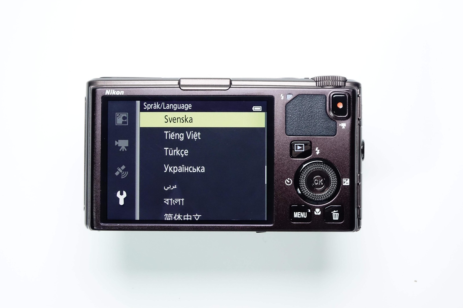 Nikon Coolpix S9500 Brown Compact + Case, 8GB SD – 12 MONTH WARRANTY