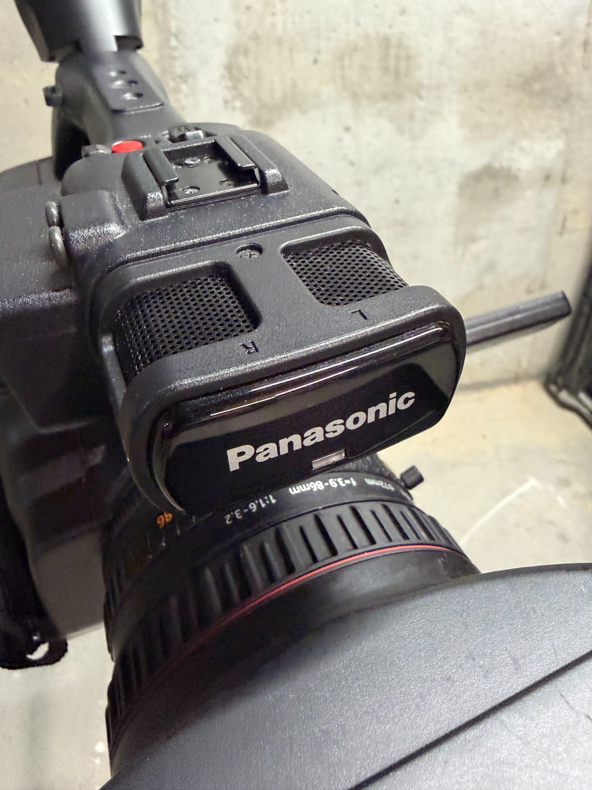 Panasonic AG-AC160A (64 GB) Camcorder