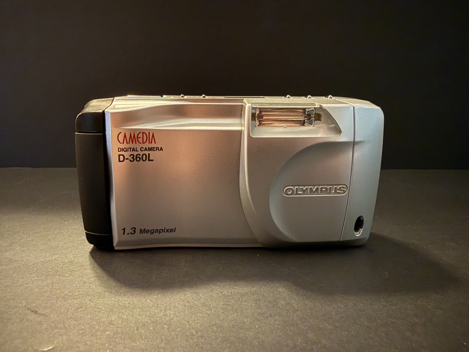 Olympus D-360L Camedia 1.3 MP with 5.5mm Lens CCD Digital Camera – TESTED WORKS