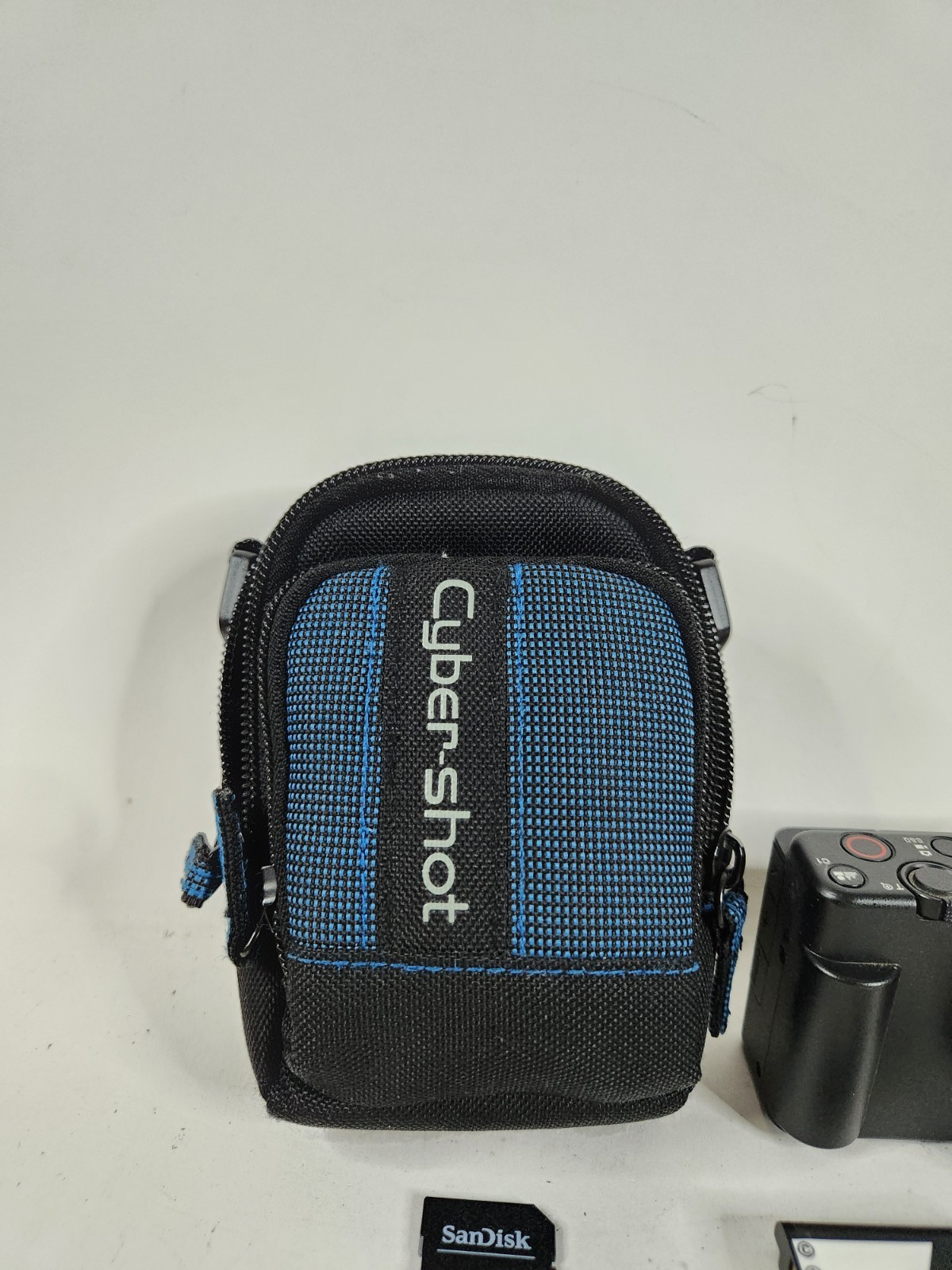 Sony ZV-1F Vlog Camera Black With Case Charging Cable SD Card Battery Tested