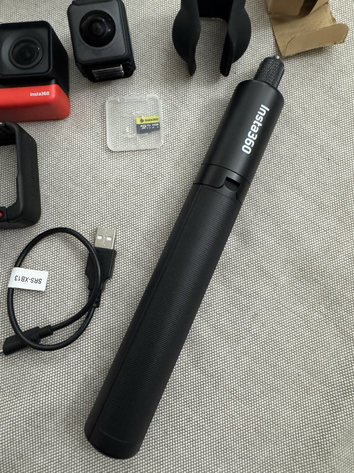 Insta360 ONE RS Twin Edition Camera +Selfie Stick