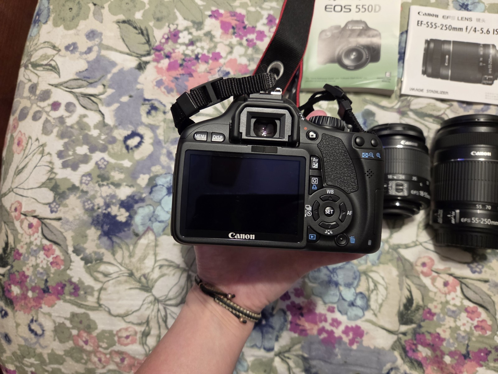 Canon EOS Rebel T2i 550D DSLR Camera with Zoom Lenses and Accessories Excellent