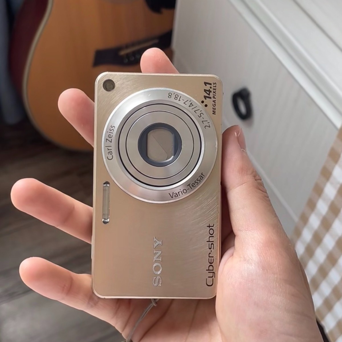 Sony Cyber-shot DSC-W350 14.1MP Digital Camera 4x Optical Zoom Panorama HD